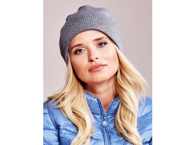 Casquette gris foncé