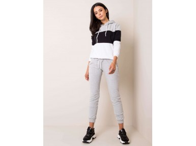 Ensemble gris et noir