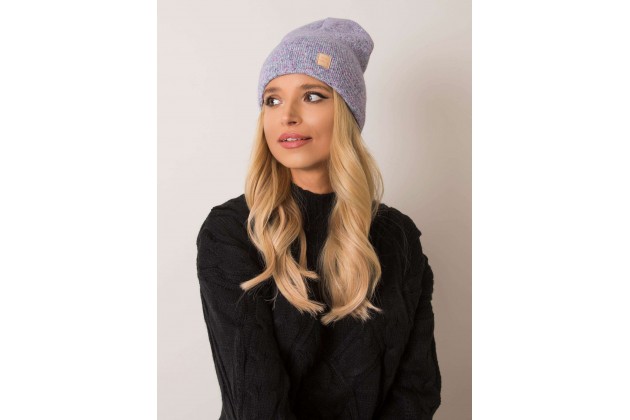 Chapeau violet foncé