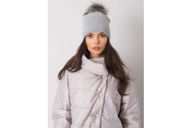 Casquette grise