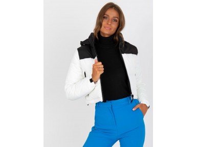 Veste noire et blanche