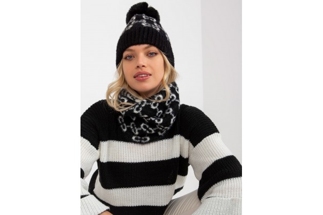 Casquette noire et blanche