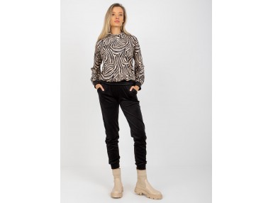 Ensemble noir et beige
