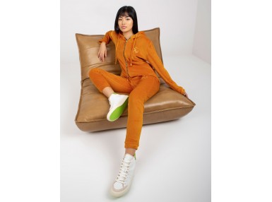 Ensemble jaune foncé