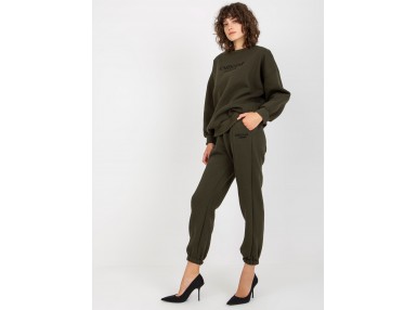 Ensemble kaki