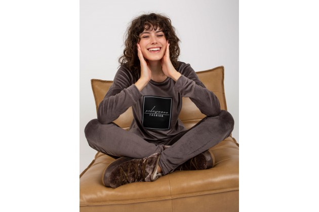 Ensemble gris foncé