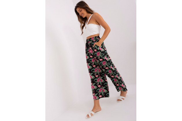 Pantalon noir et vert