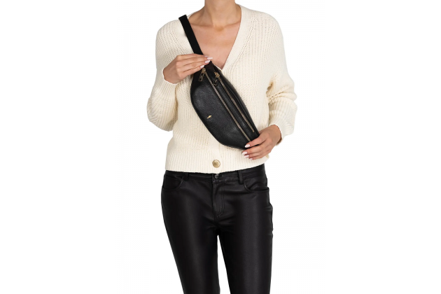 Pochette en cuir noire pour femme