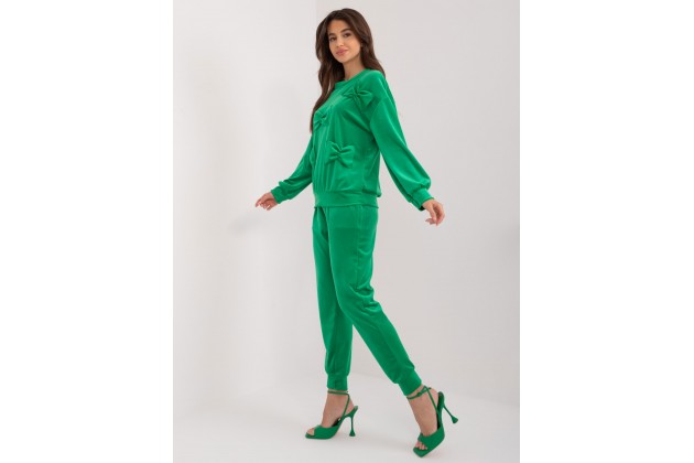 Ensemble avec sweat et pantalon - vert