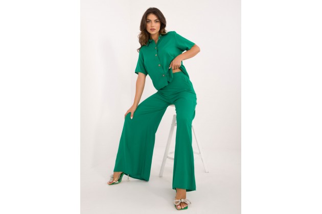 Ensemble avec chemise et pantalon - vert