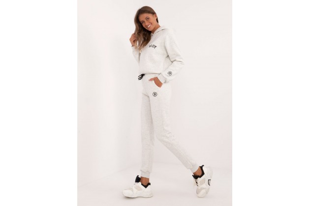 Ensemble avec sweat et pantalon - gris clair